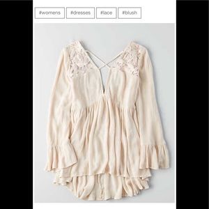 Nwt cream lace tunic from american eagle